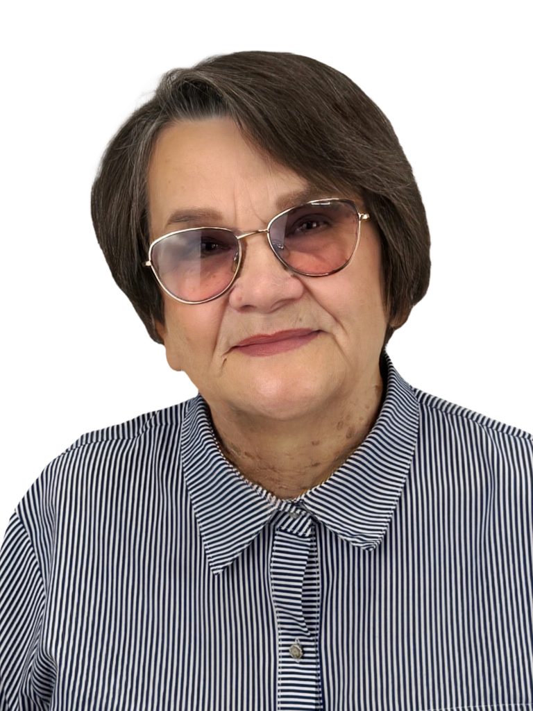 Овчинникова Нина Джакуповна